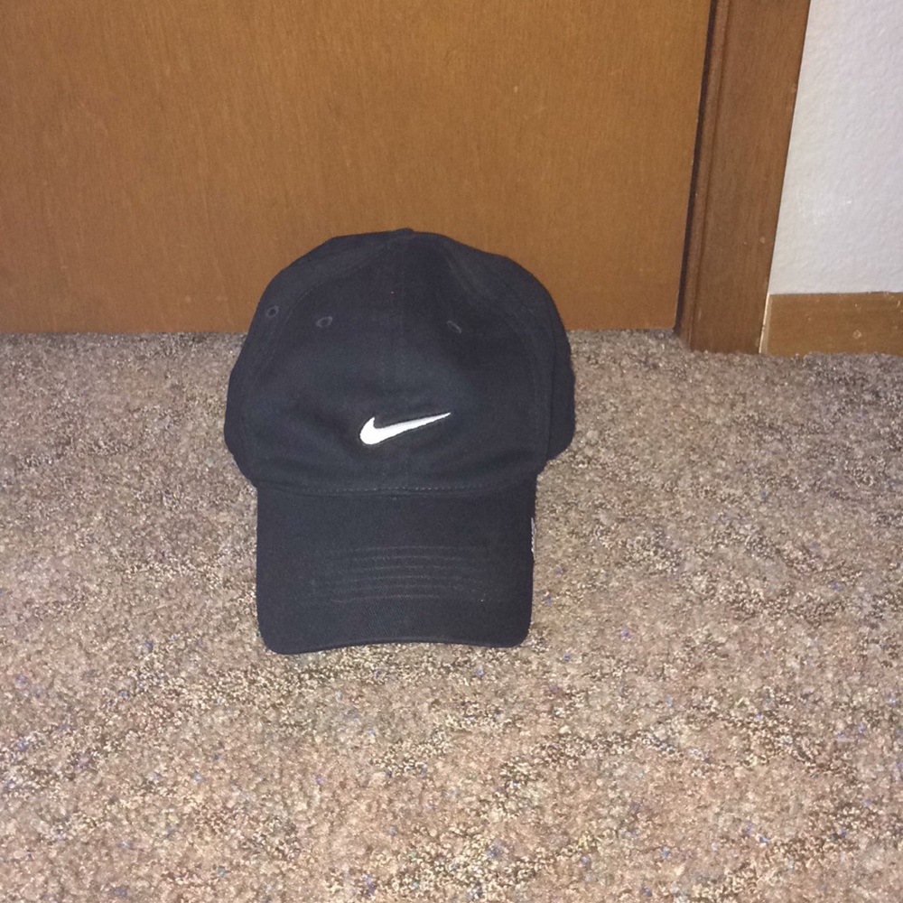 Black Nike Hat
